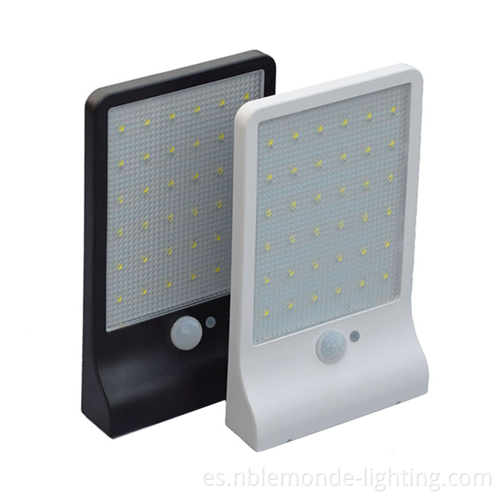 Bright Solar Motion Sensor Wall Light